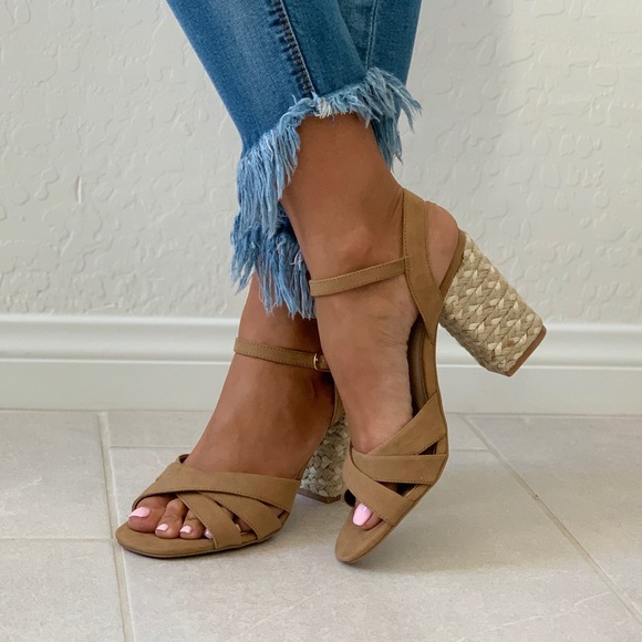 NWT Latte Espadrille Block Heel Sandal - Picture 7 of 7